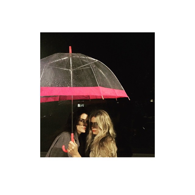 My beauties Thursday eve❤️ @leonanaess @laurabaileylondon ☔️?